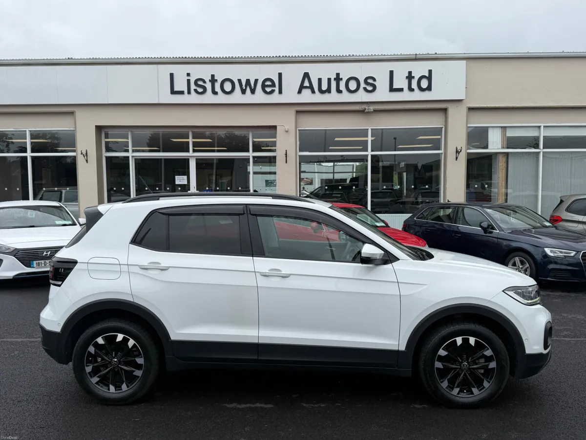 211 VW T-CROSS 1.0 PETROL AUTOMATIC - Image 1