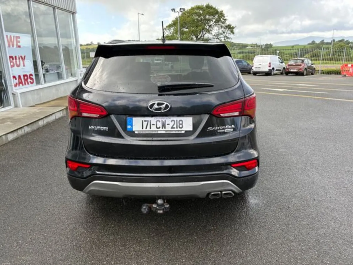 Hyundai Santa Fe Executive 4WD 5DR - Image 4