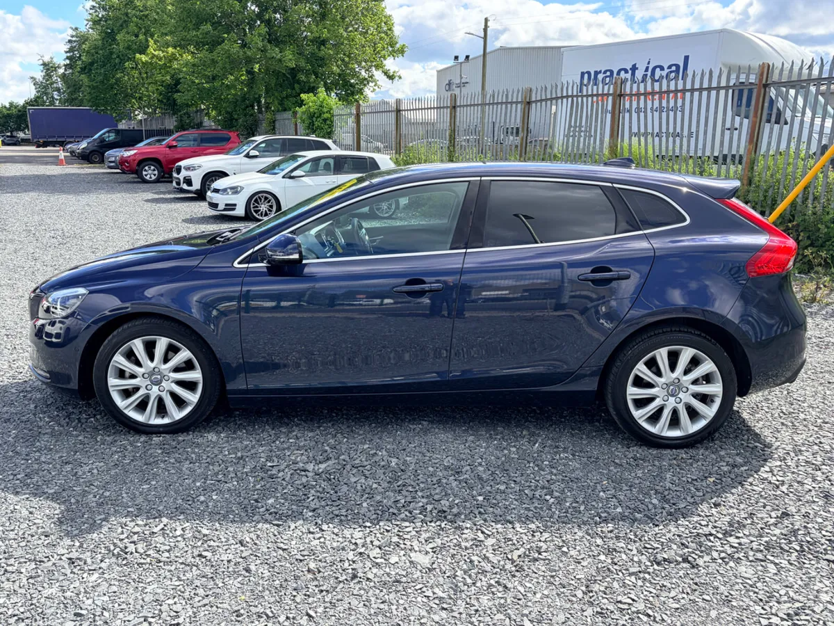 2015 VOLVO V40 1.6T4 SE AUTO LOW KMS FULLY LOADED - Image 6