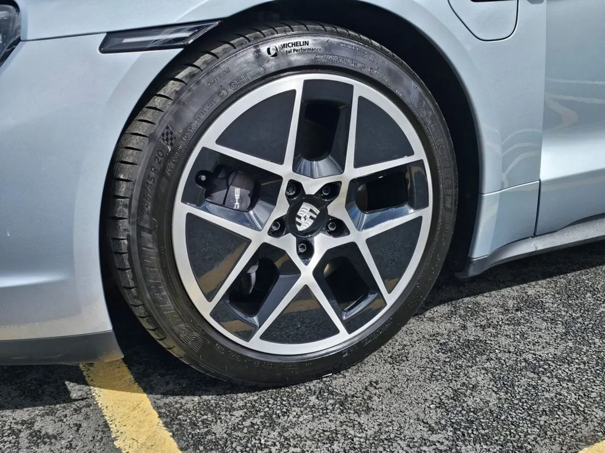 Porsche Taycan PRICED TO SELL ! - Image 4