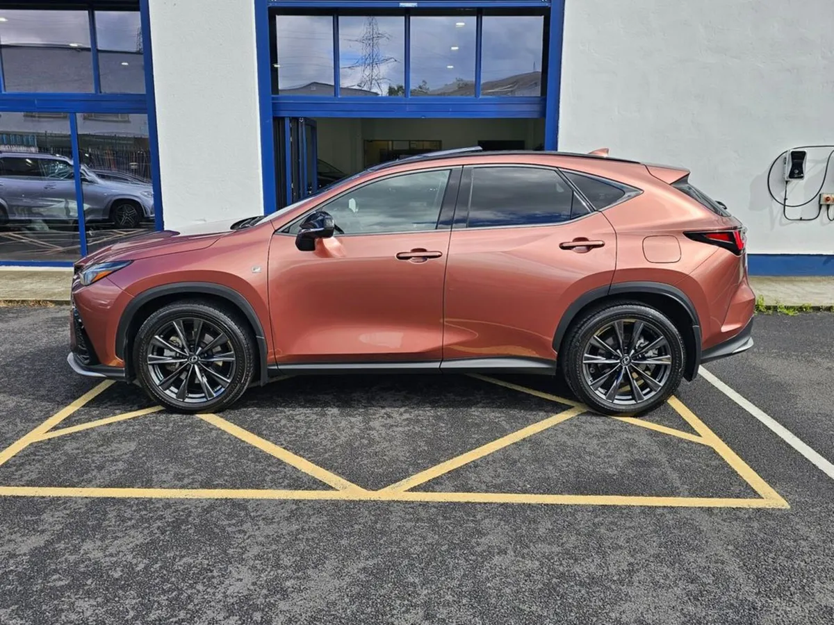 Lexus NX TOP OF RANGE - Image 4