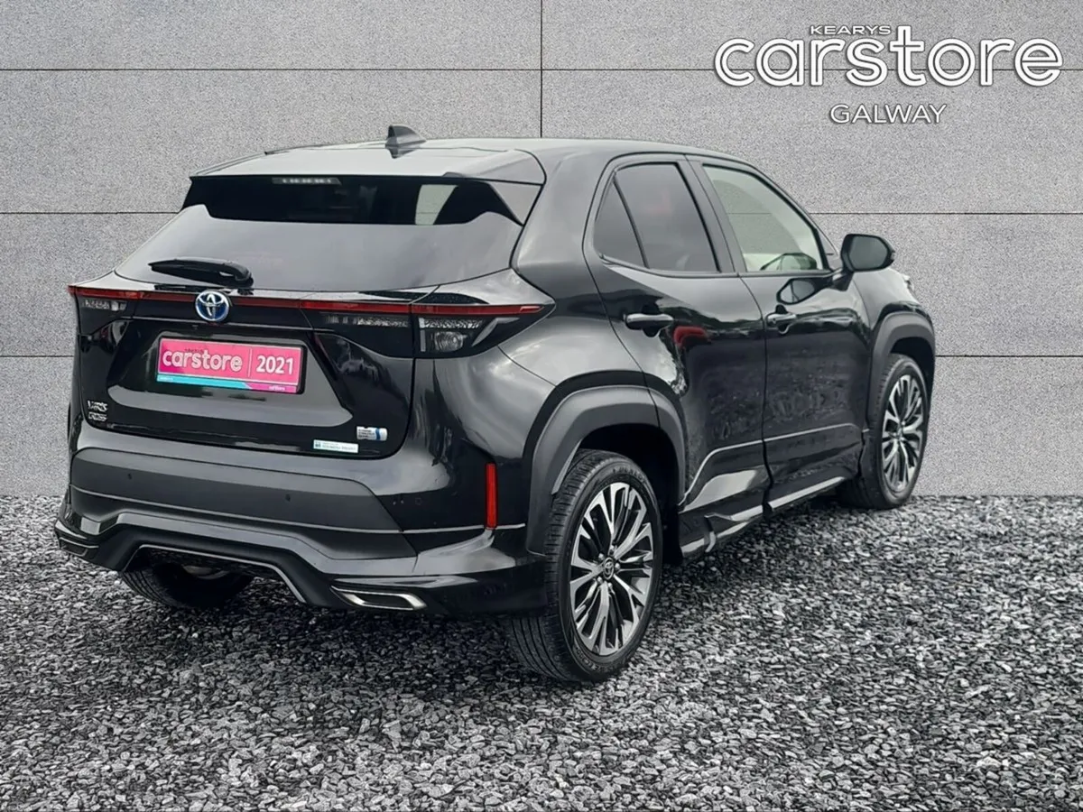 Toyota Yaris Cross 1.5 Hybrid - Image 3