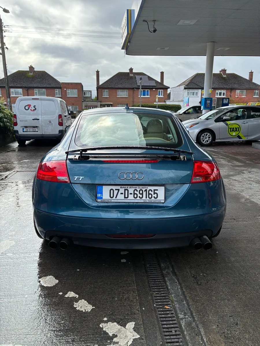 Audi TT 2L Turbo - Image 2