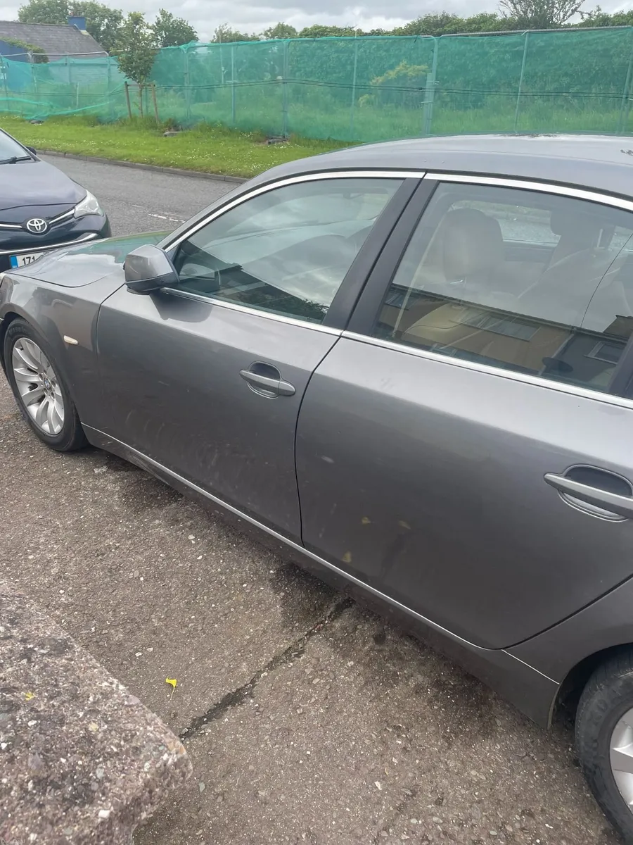 BMW 5-Series 2010 520d NCT 01/27 - Image 2