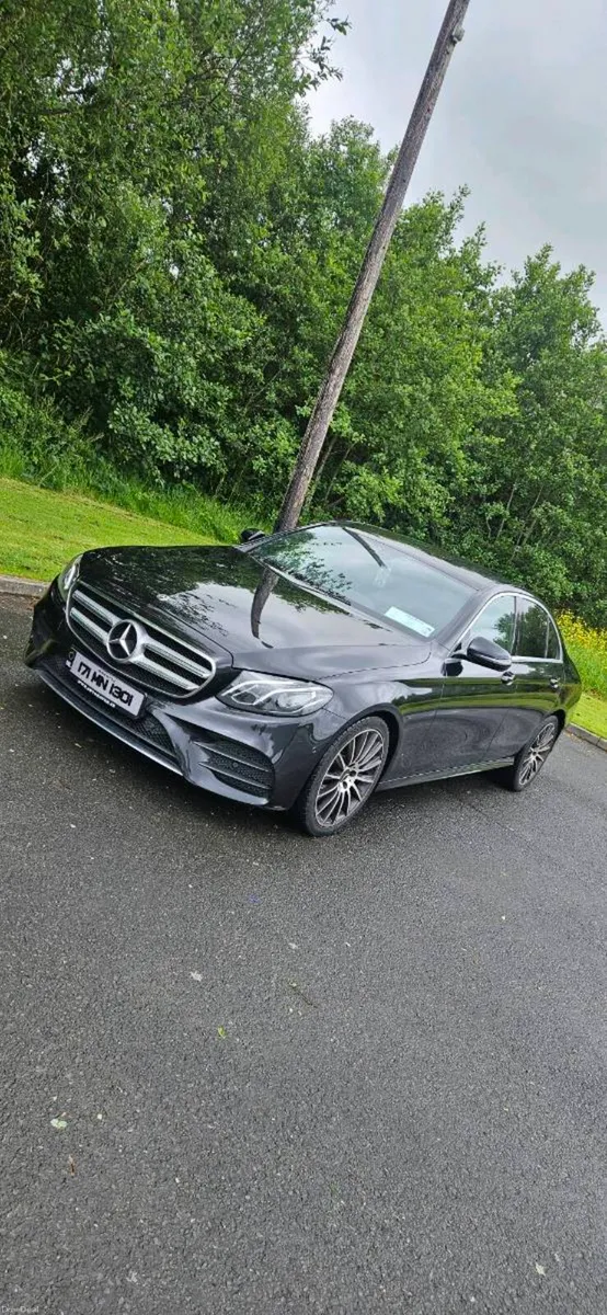 Mercedes E220d AMG Line - Image 2