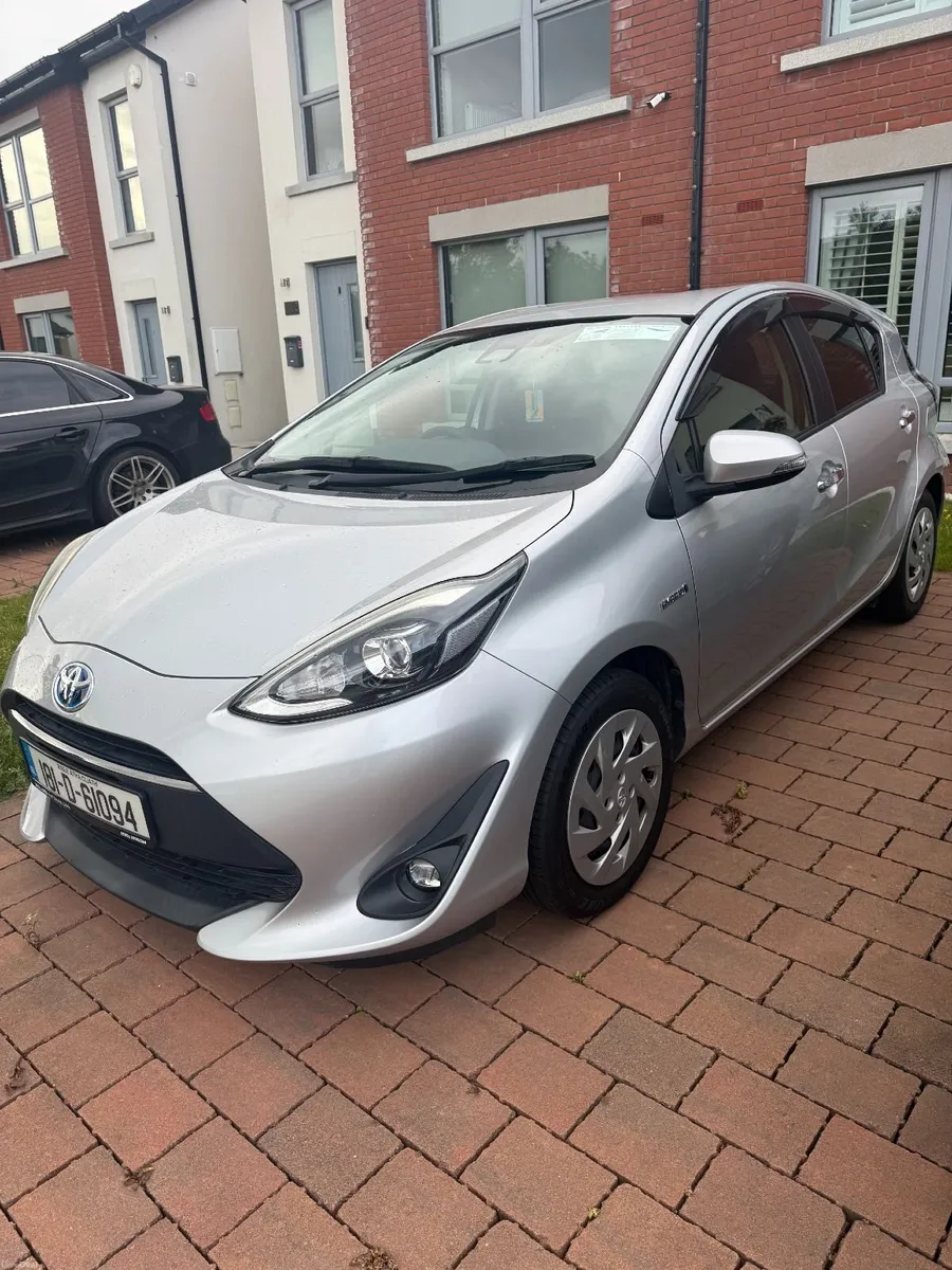 Toyota Aqua 2018 - Image 1