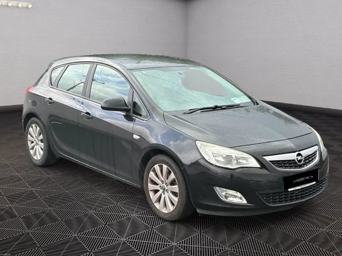 2012 Opel Astra - Image 3