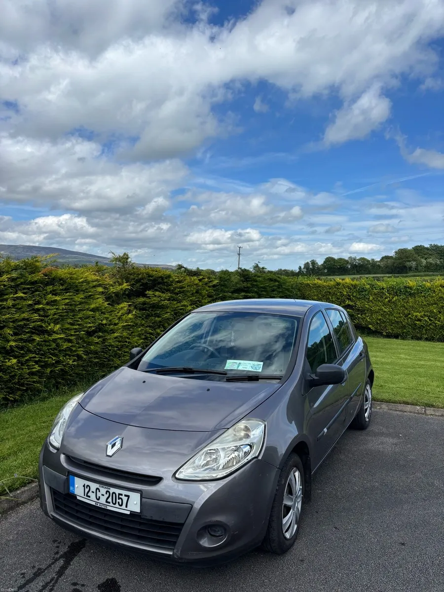 Renault Clio - Image 1