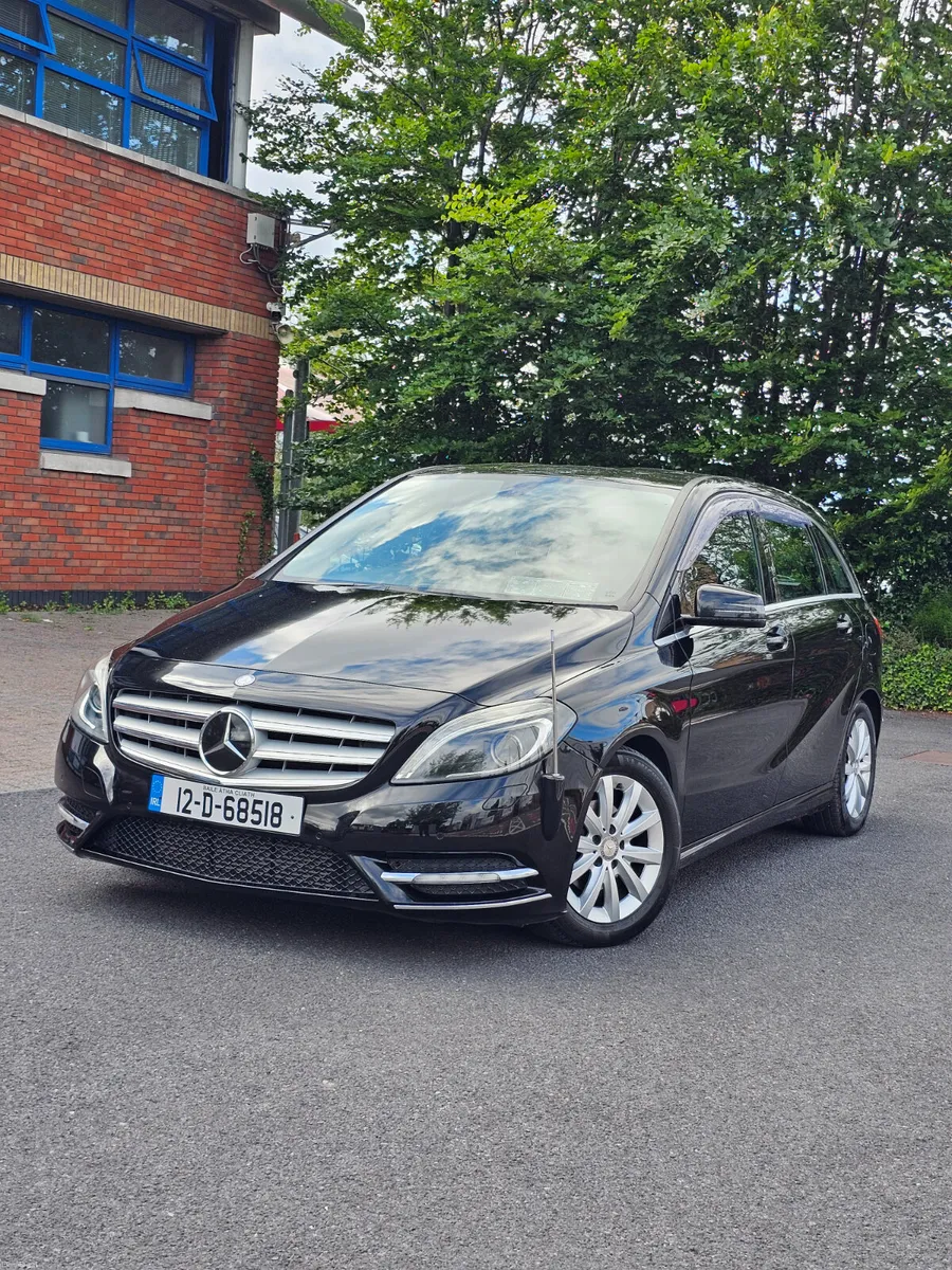 Mercedes-Benz B-Class 2012 Automatic - Image 1