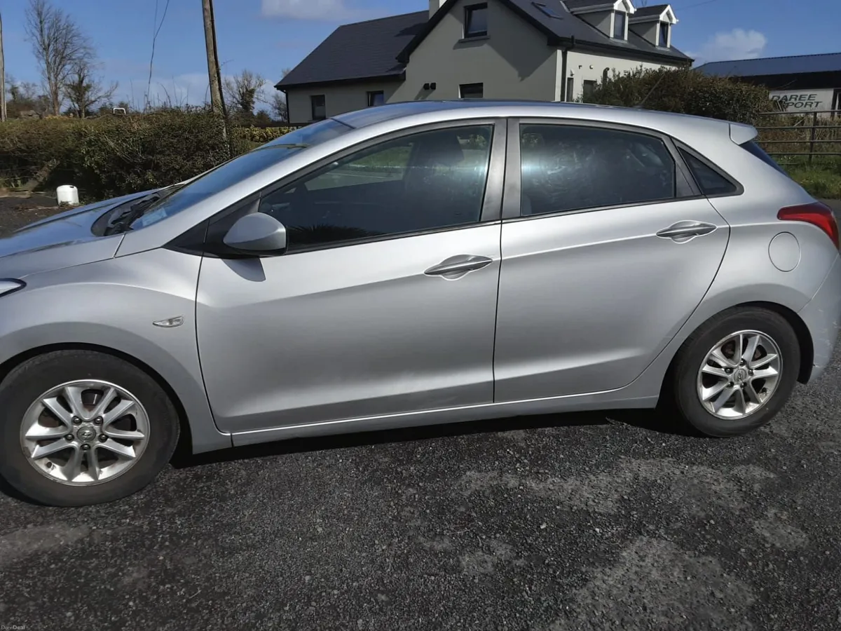 Hyundai i30 2013 - Image 2