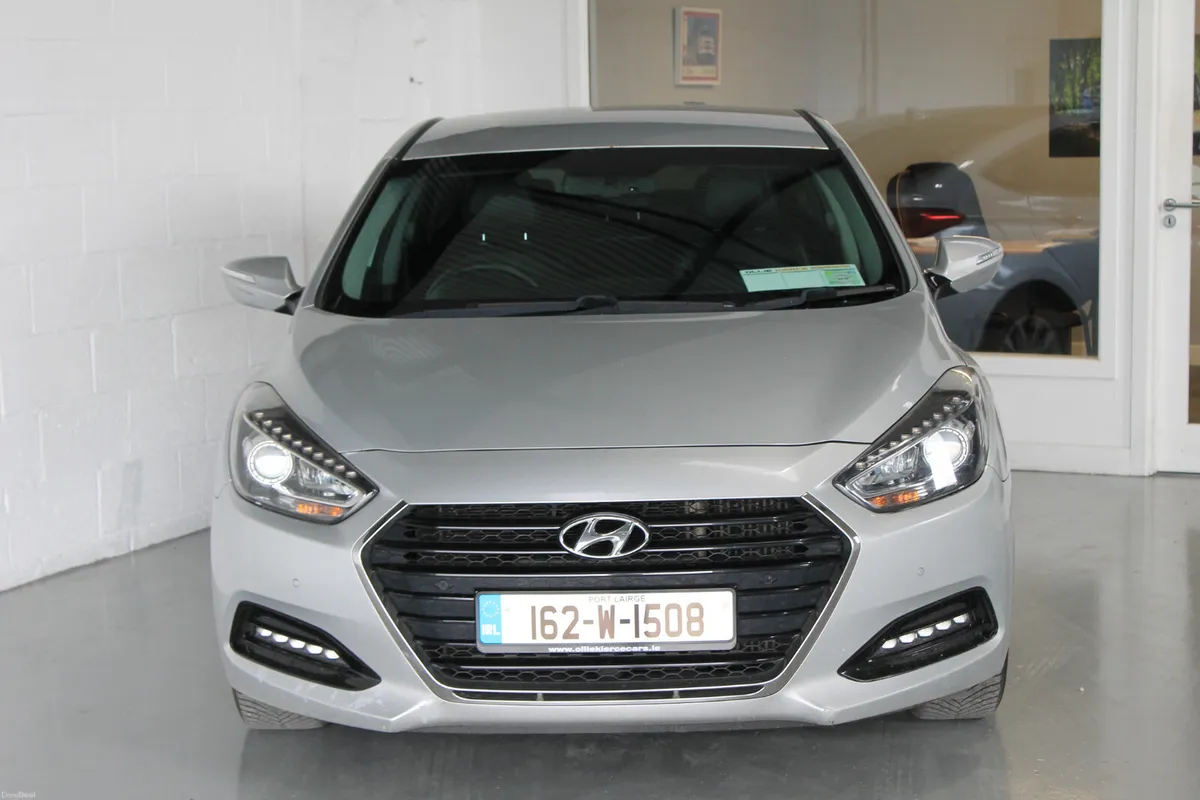 Hyundai i40 2016, Nct May 2028 - Image 3