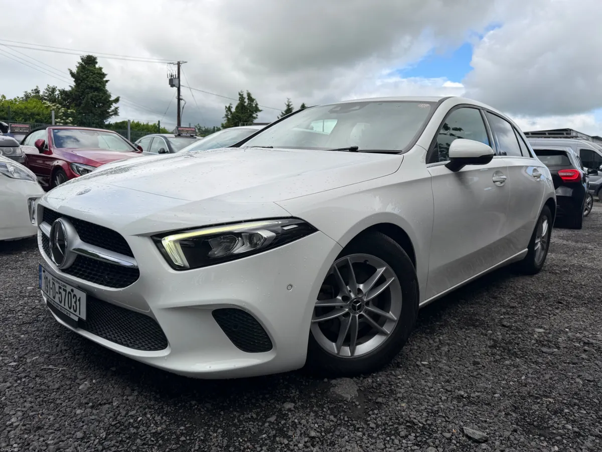 MERCEDES A200 AUTOMATIC - Image 2