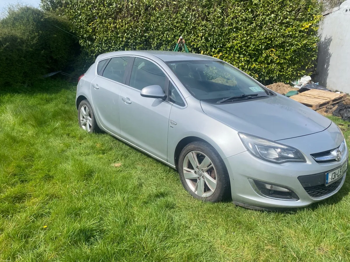 Vauxhall Astra 2013 - Image 4