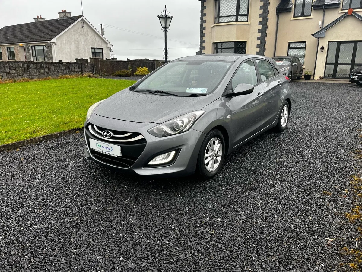 2012 Hyundai i30 1.6 diesel - Image 2