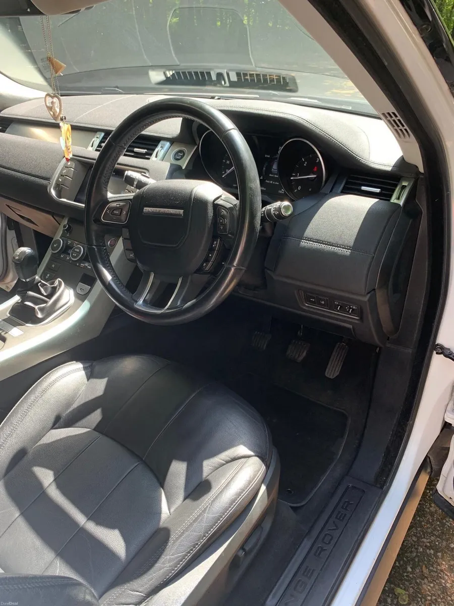 Land Rover Range Rover Evoque 2017 - Image 4