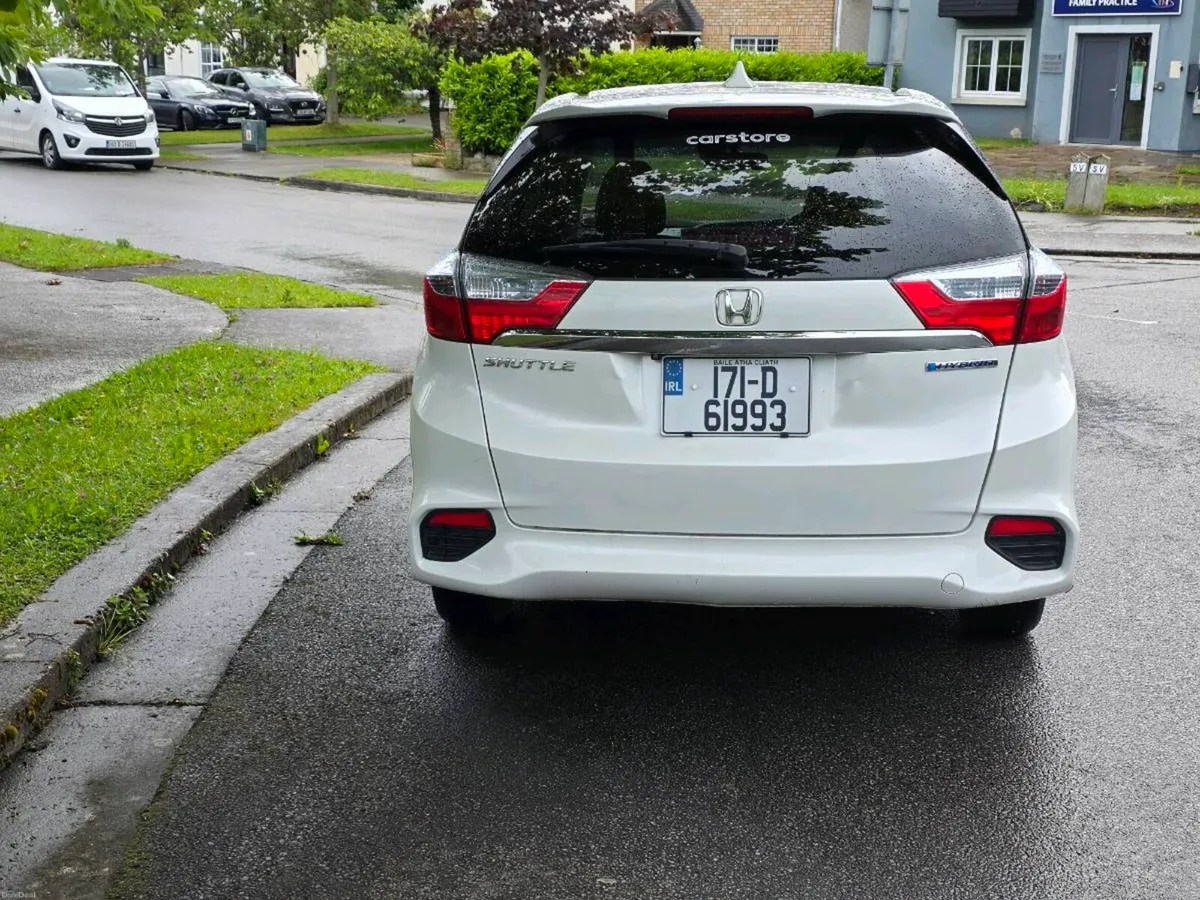 171 Honda Shuttle 1.5 Hybrid Auto New NCT - Image 4