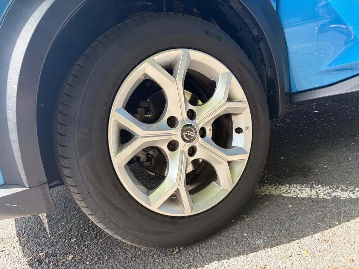 Nissan Juke SV Auto **low Mileage - Image 5