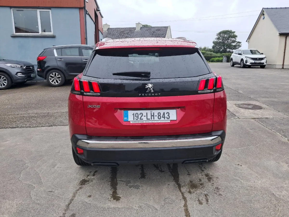 Peugeot 3008 ALLURE 1.5 BLUE HDI 130 6 6.2 4DR - Image 3