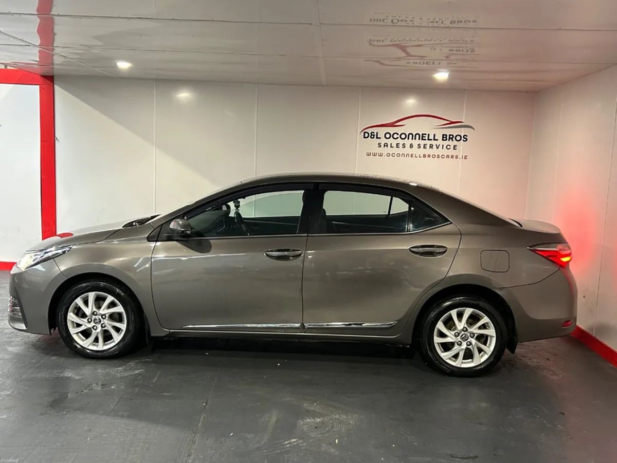 Toyota Corolla 1.4 D-4D LUNA 4DR - Image 4