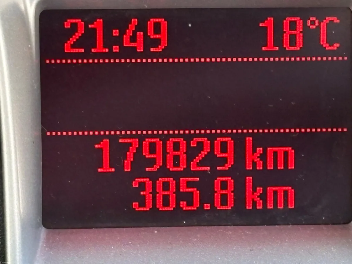 Ford Focus STYLE 1.6 TDCI 90PS 5DR - Image 4