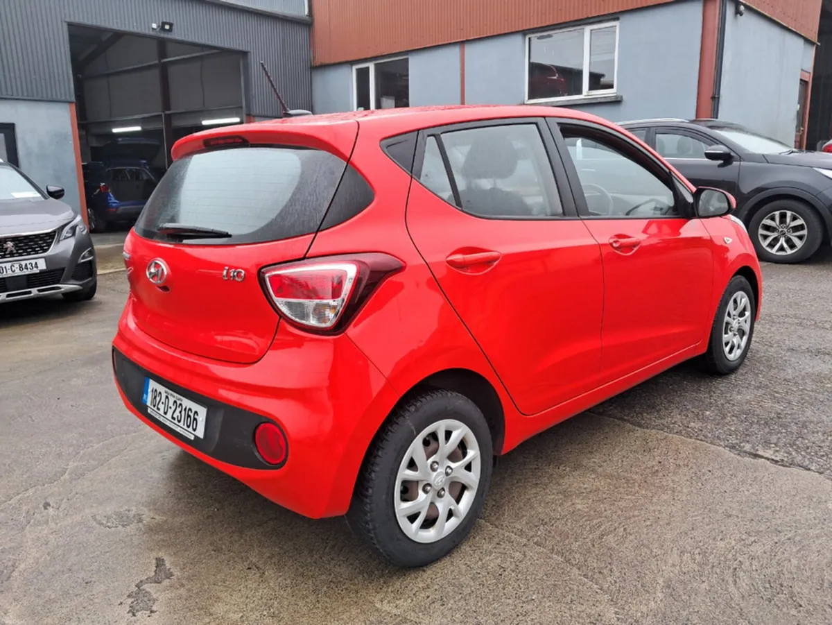 Hyundai i10 SE 67PS 5DR 1.0 - Image 4