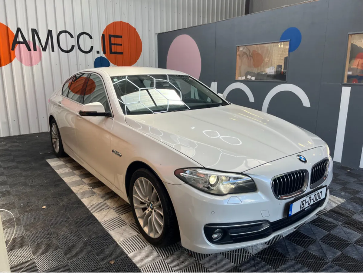 BMW 5-Series 2016 BMW 523D LUXURY 2.0 AUTOMATIC / - Image 1