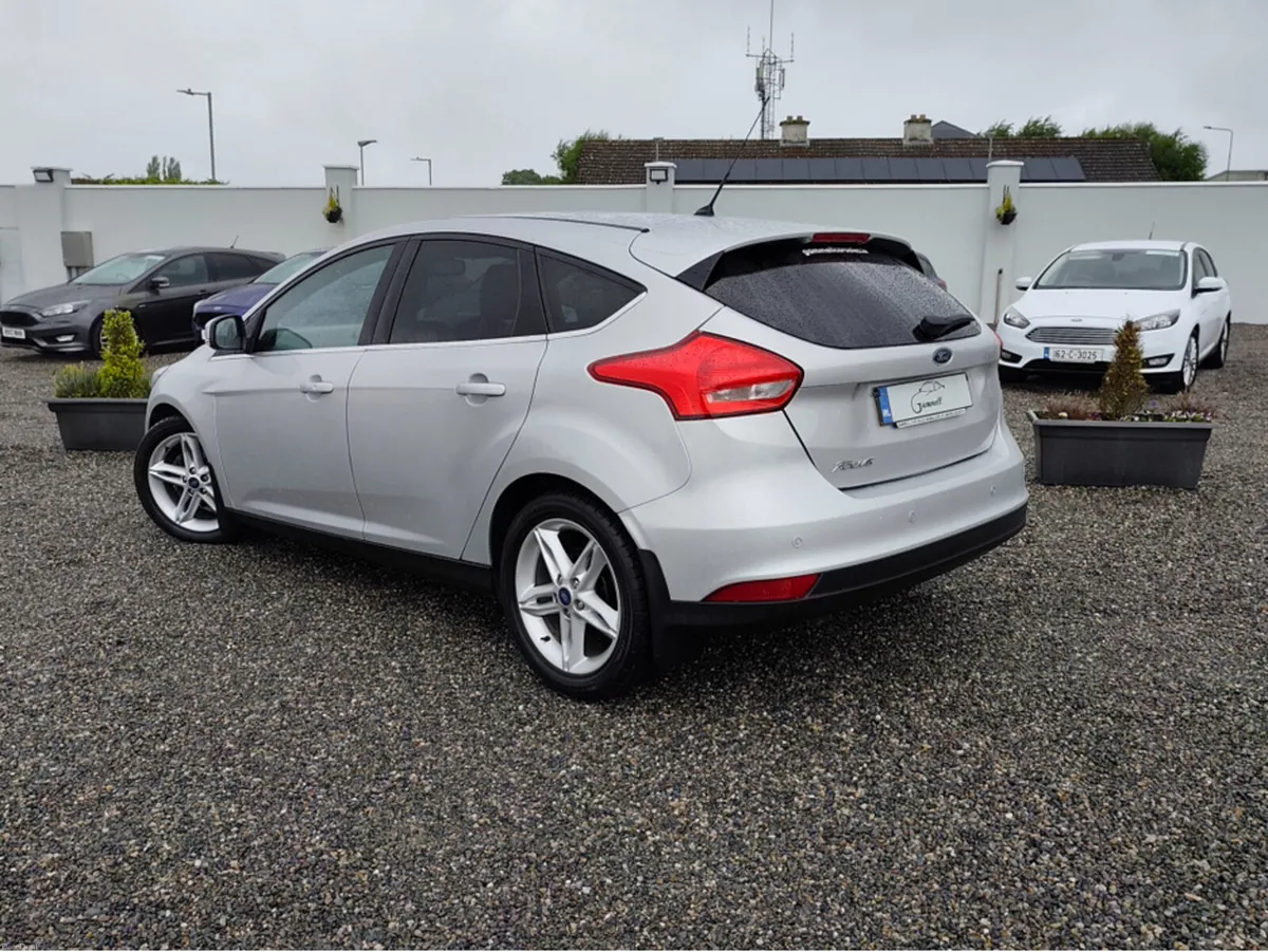 Ford Focus PRISTINE CONDITION TITANIUM TDCI - Image 4