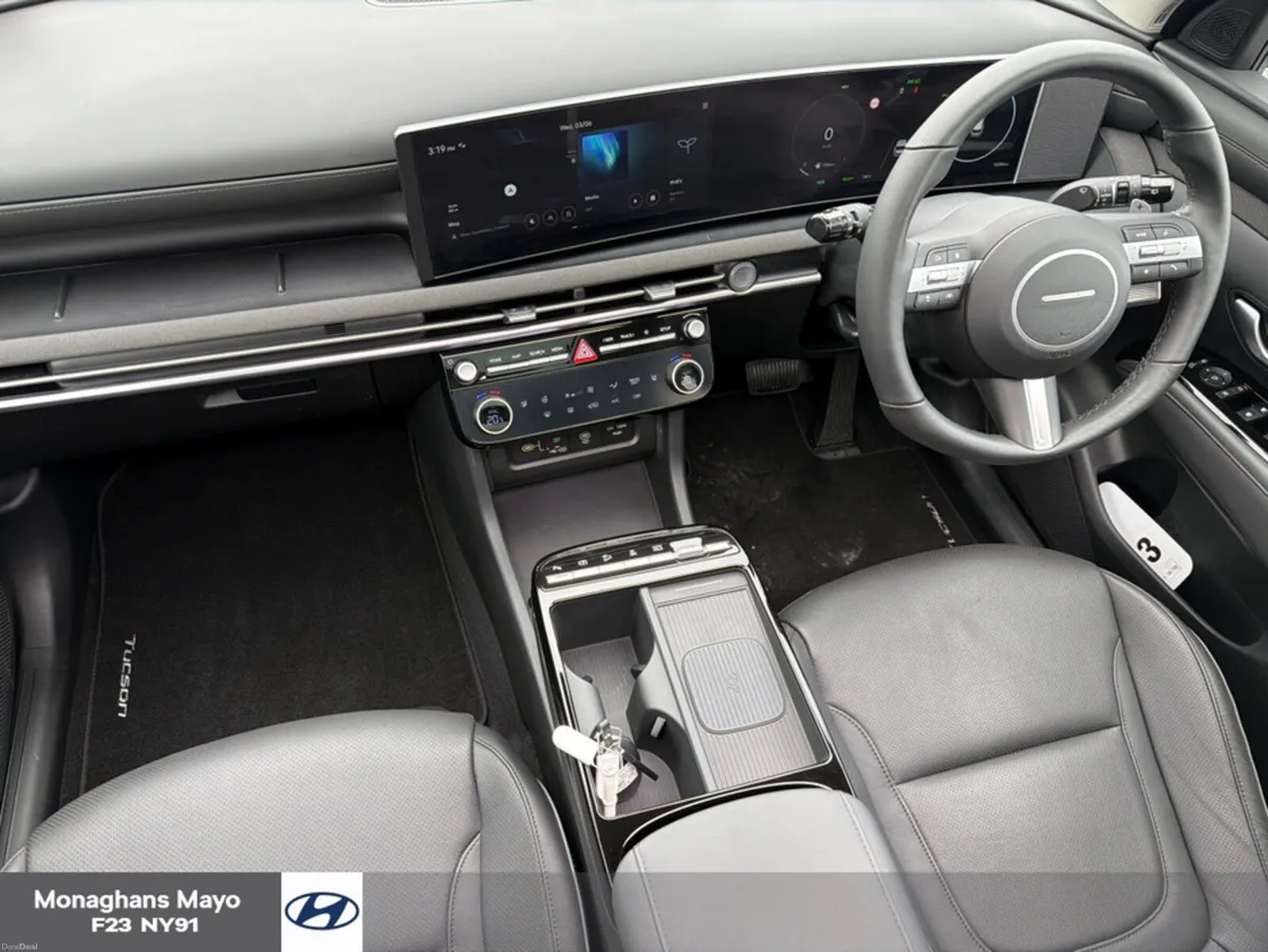 Hyundai Tucson PLATINUM 1.6 PETROL PLUG IN HYBRID - Image 2