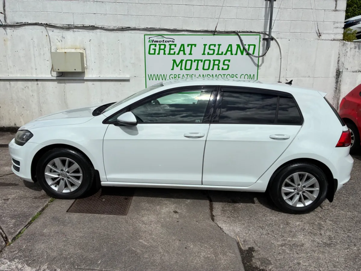 Volkswagen Golf 1.2i TSI 40th EDITION - Image 6