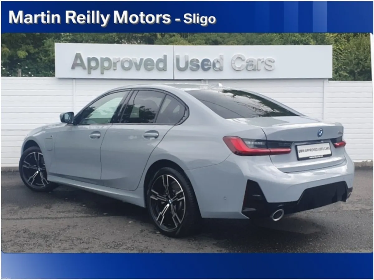 BMW 3-Series 330e M Sport Saloon - Image 3
