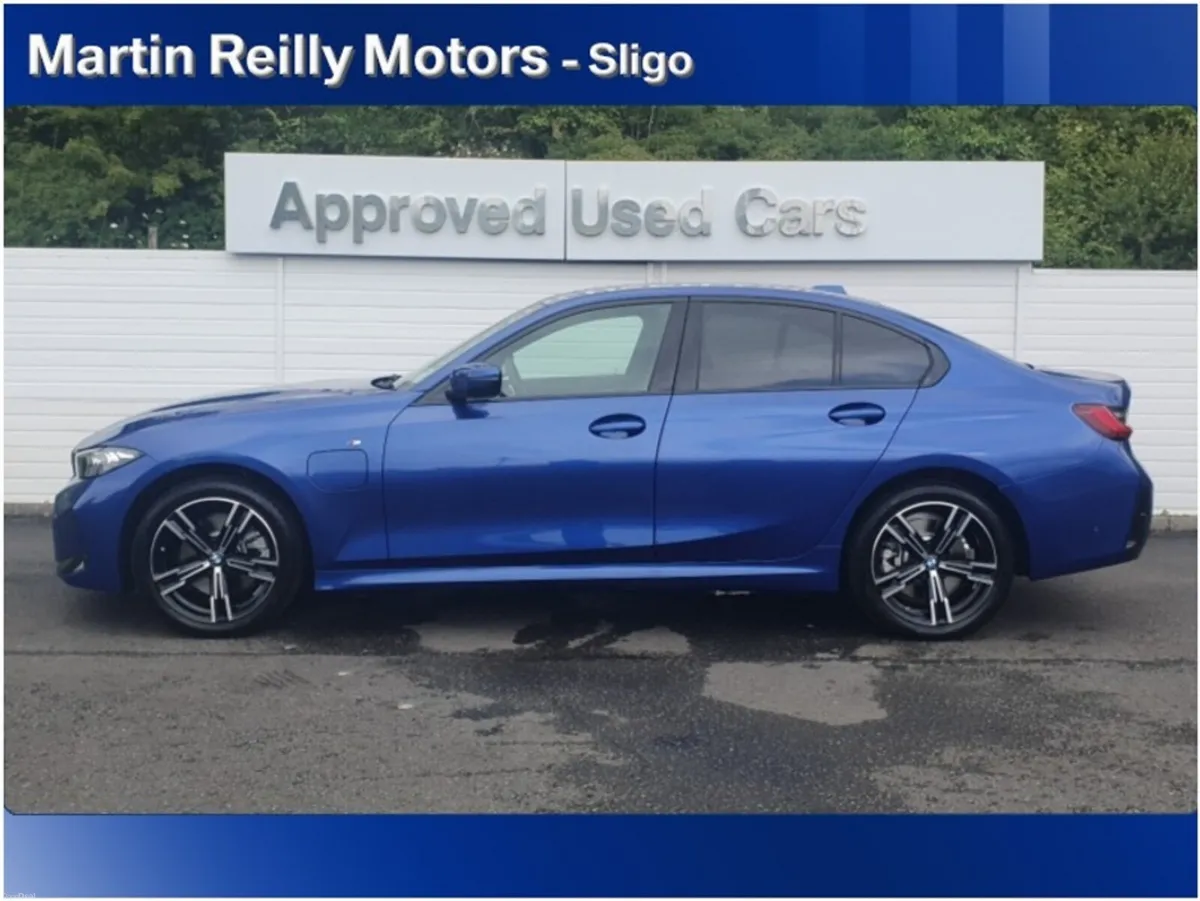 BMW 3-Series 330e M Sport Saloon - Image 5