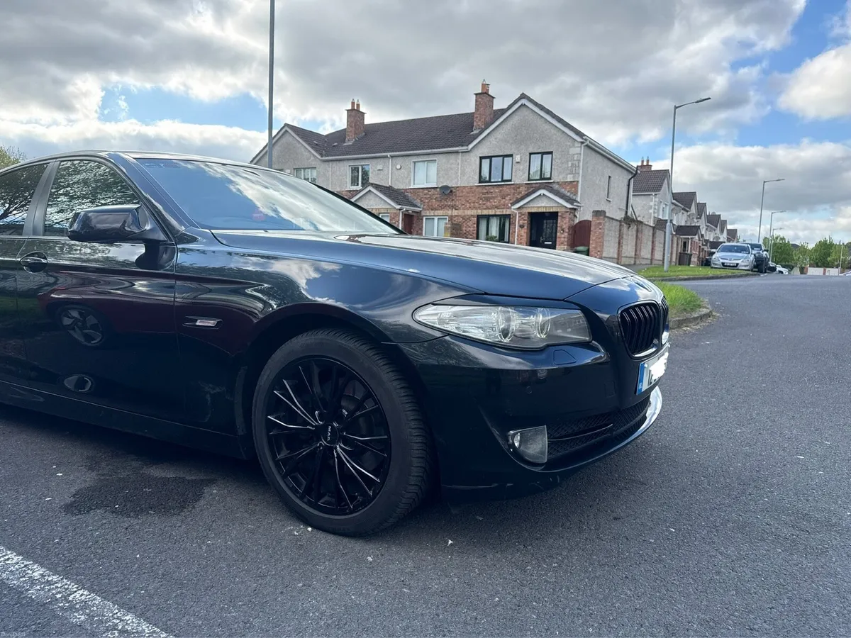 BMW F10 520D SE Automatic - Image 4