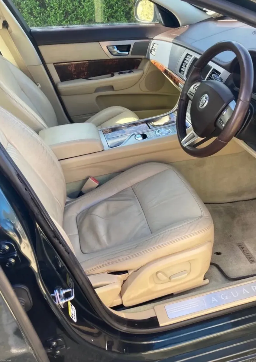 Jaguar XF 2008 - Image 3