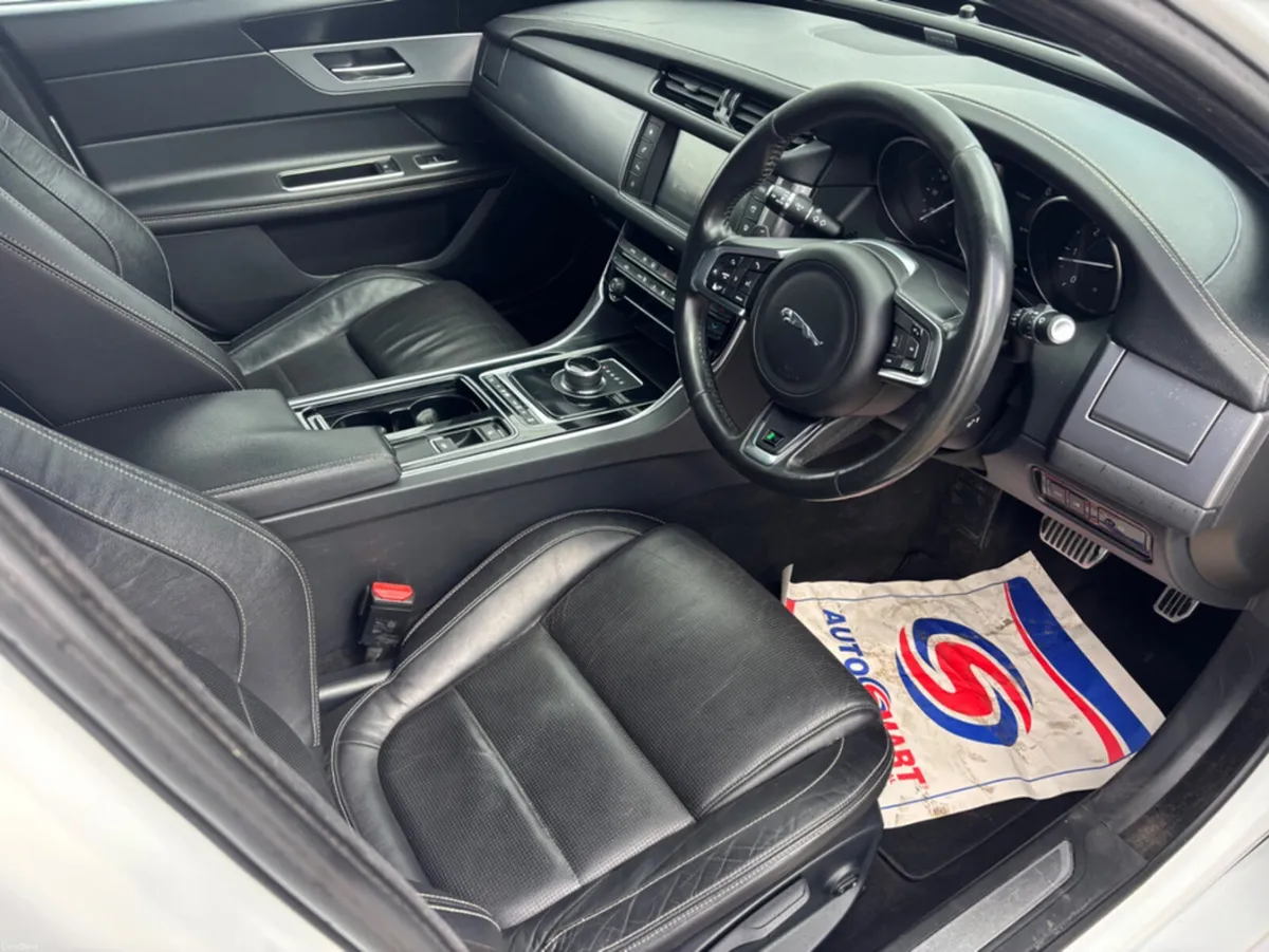 Jaguar XF 2.0 D R-SPORT 180PS 4DR AUTO - Image 2