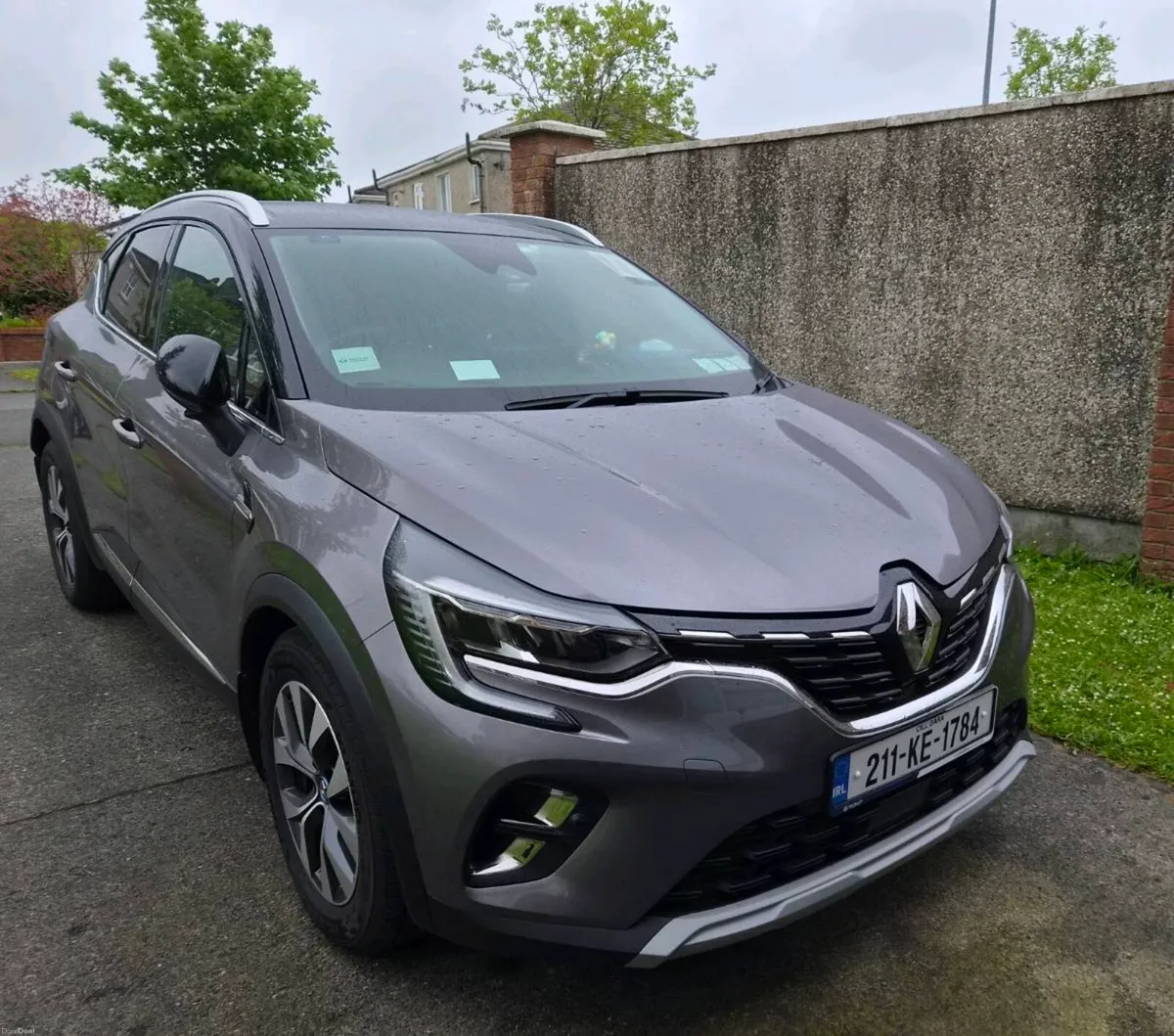 RENAULT CAPTUR 2021 PLUG-IN HYBRID DARK GREY - Image 1