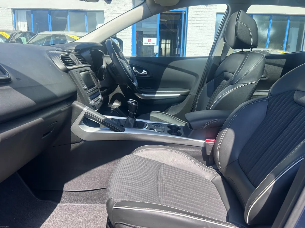 2017 RENAULT KADJAR 1.5DCI SIGNATURE NAV - Image 4