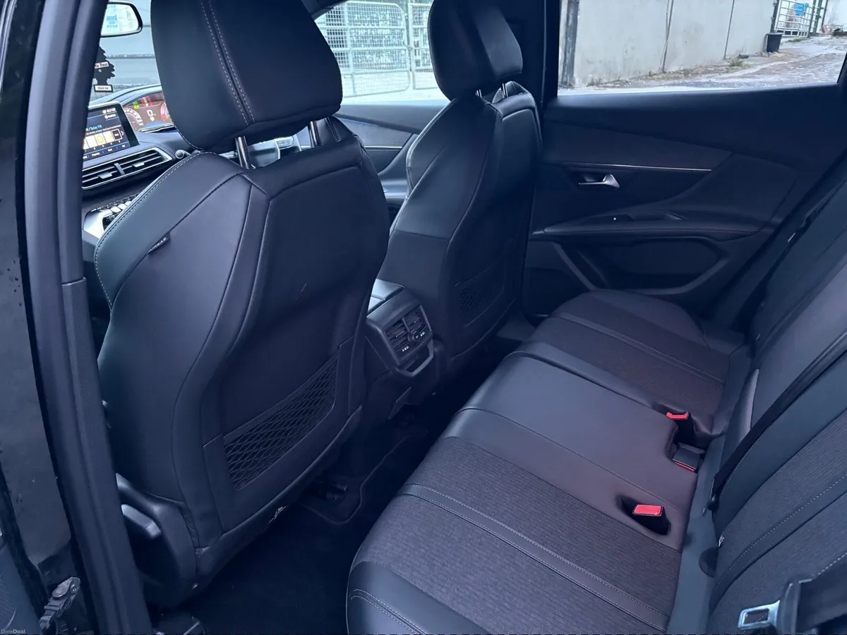 2019 (192) Peugeot 3008 GT Line 1.5 Diesel Auto - Image 4