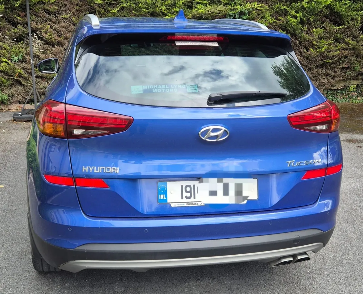 Hyundai Tucson Executive Plus  1.6  Diesel - Image 2