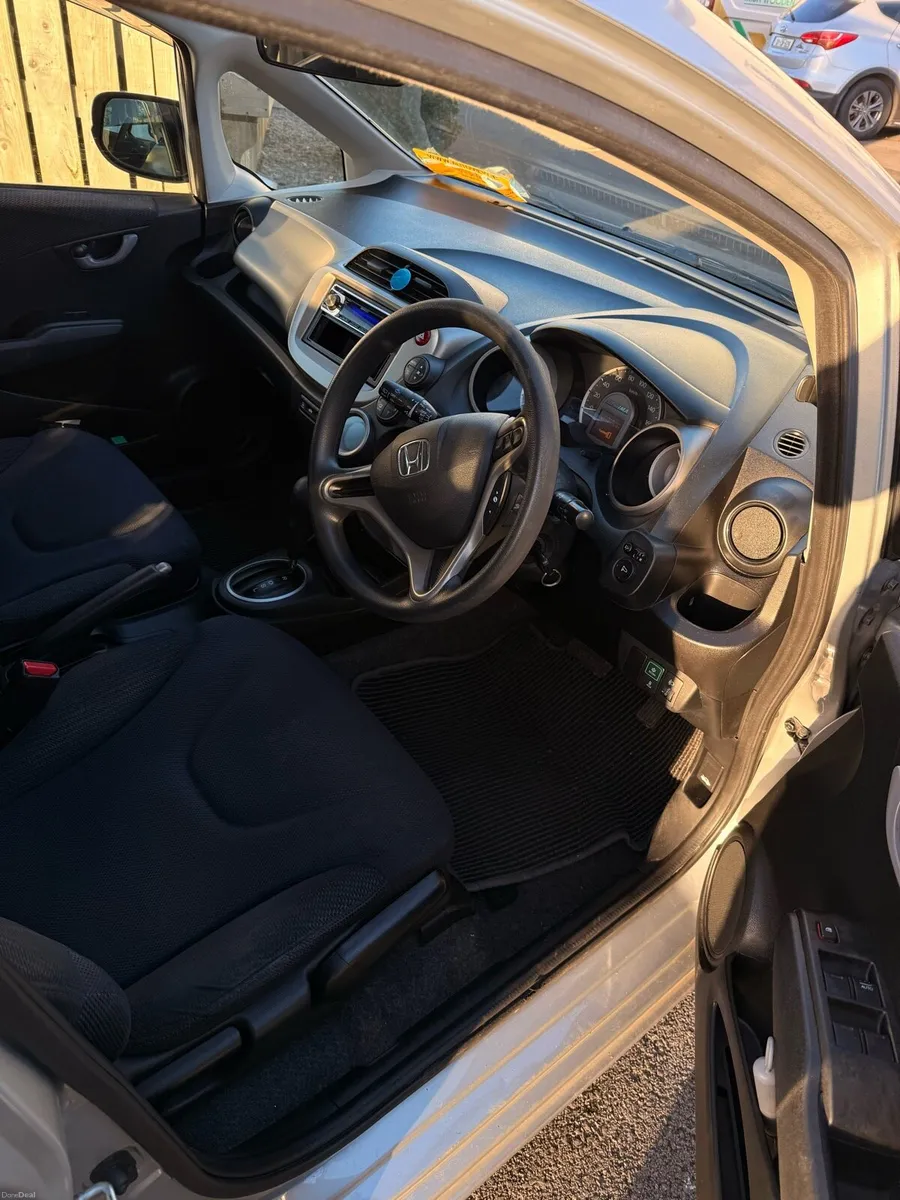 Honda Fit 2013 - Image 1