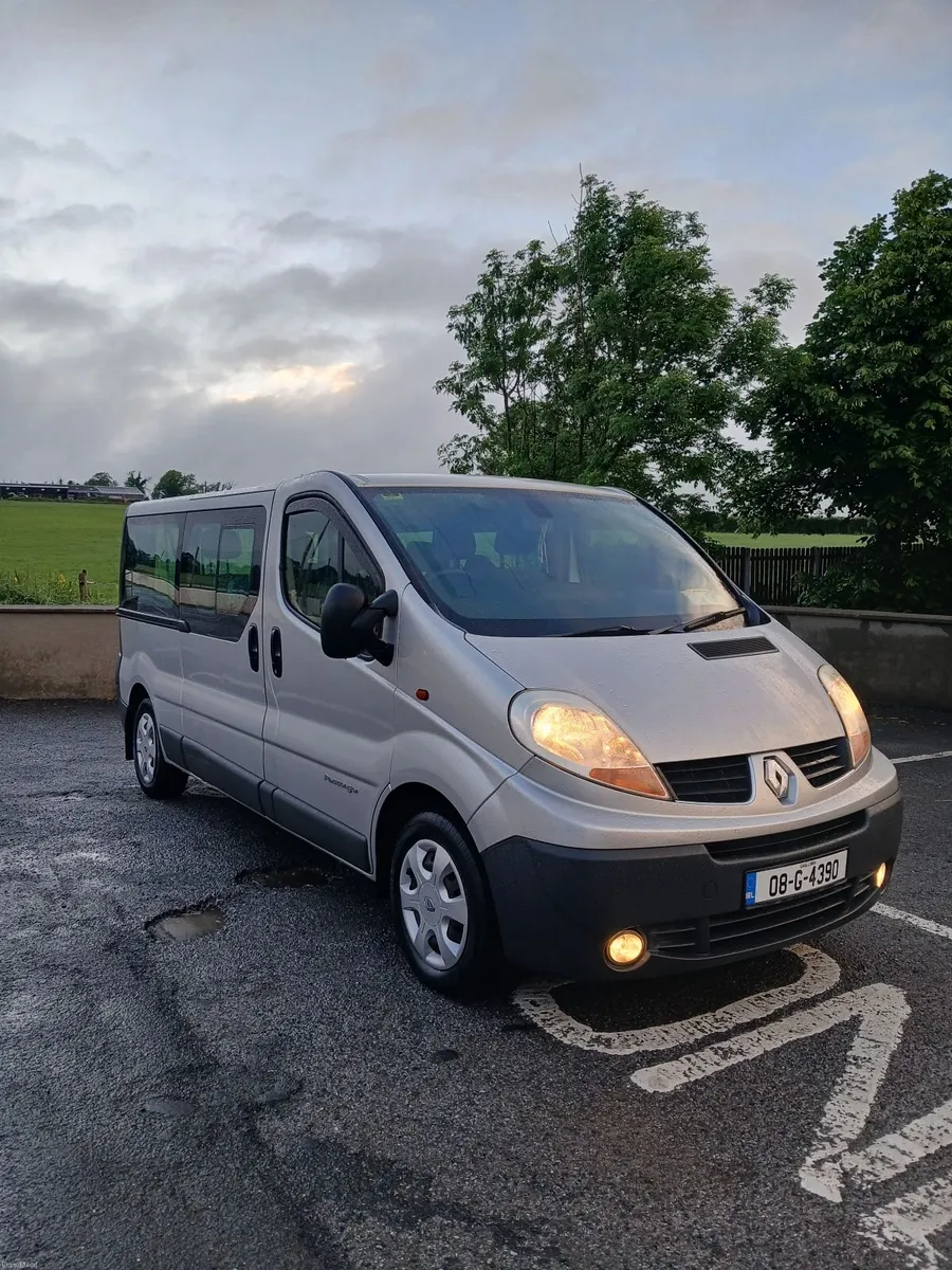 Renault Trafic 9 Seater NEW NCT, TAX 12/26 - Image 1