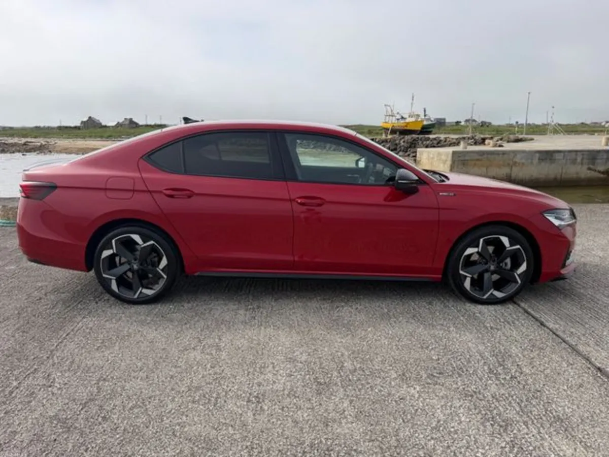 Skoda Superb SPORTLINE TDI DSG - Image 2