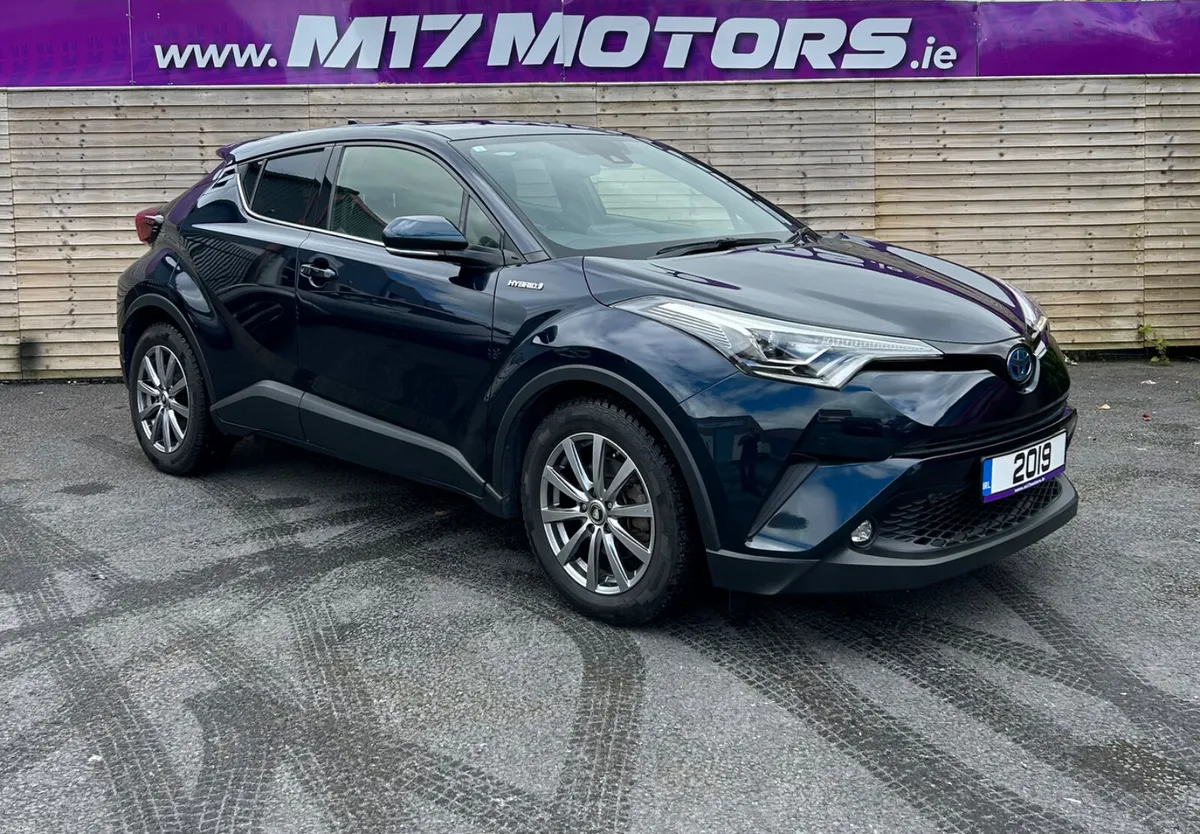 2019 Toyota C-HR, G Nero Edition - Image 1
