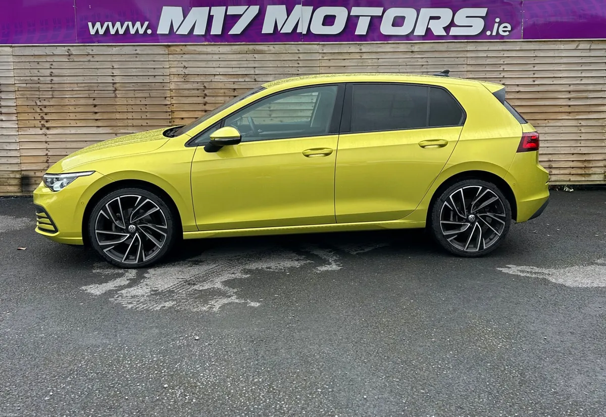 2022 VW Golf, Style DSG, 2.0TDI - Image 4