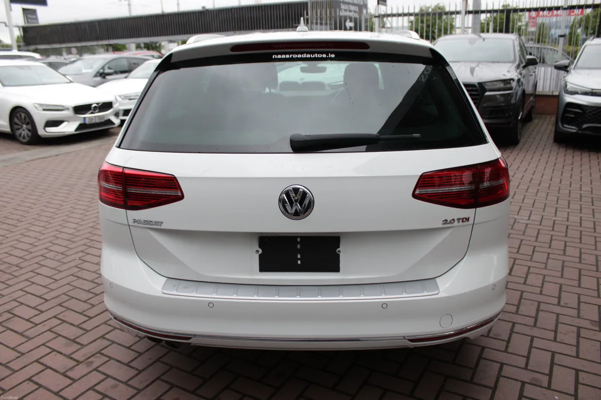 2.0TDI 150BHP HIGHLINE EDITION 5DR ESTATE AUTO // - Image 5