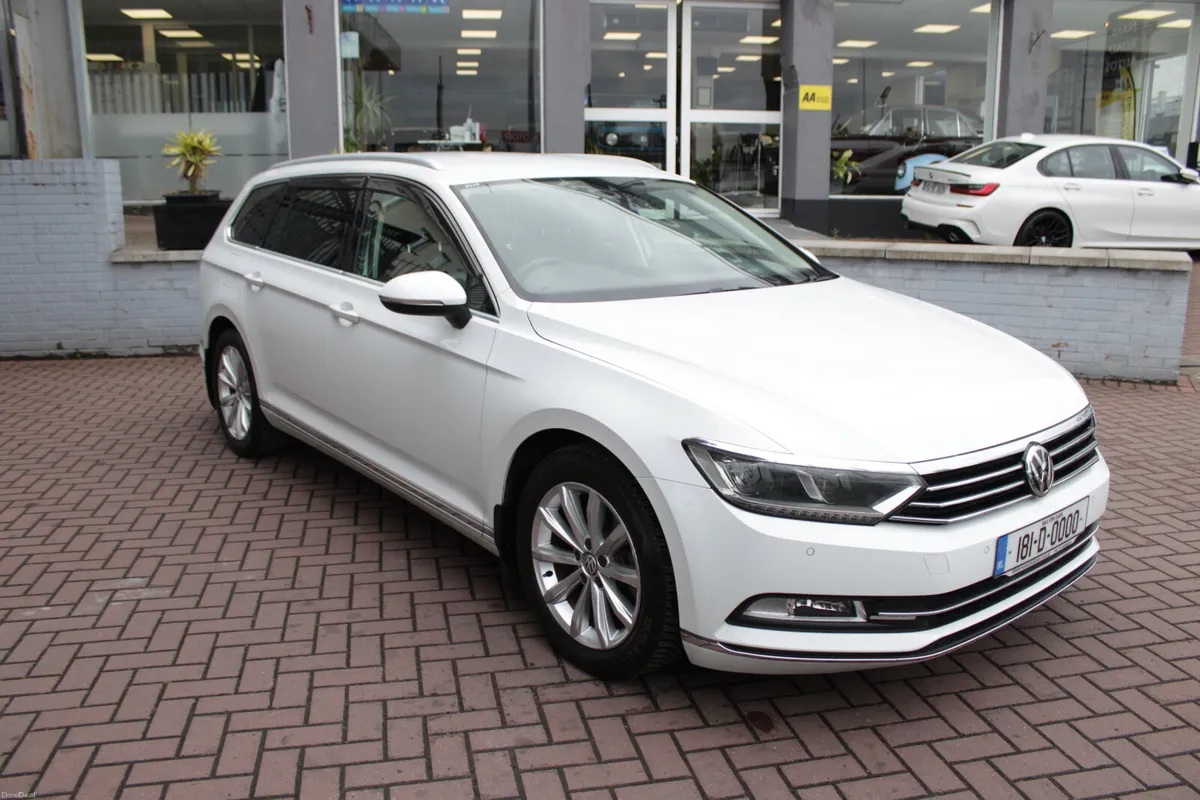 2.0TDI 150BHP HIGHLINE EDITION 5DR ESTATE AUTO // - Image 1