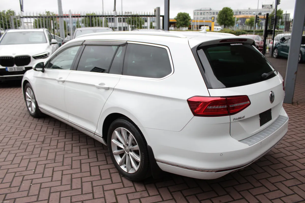 2.0TDI 150BHP HIGHLINE EDITION 5DR ESTATE AUTO // - Image 6