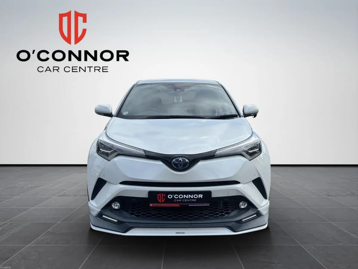 Toyota C-HR 1.8 - Image 2