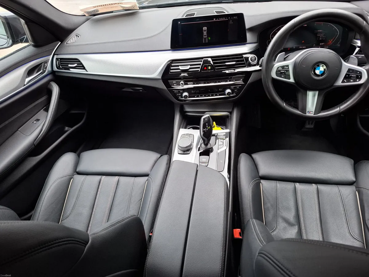 202 BMW 520D M SPORT - Image 6