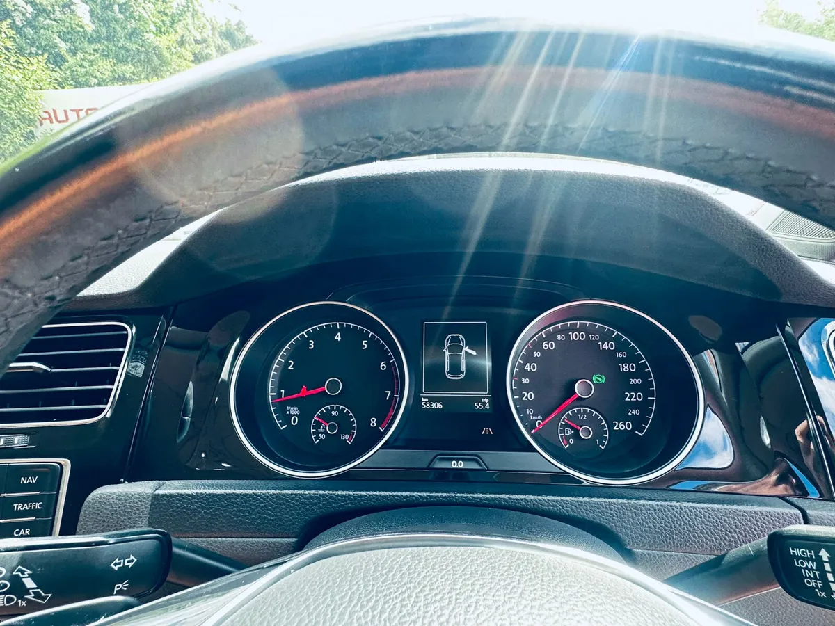 Vw Golf 2015 1.4 Highline Automatic & Carplay - Image 5