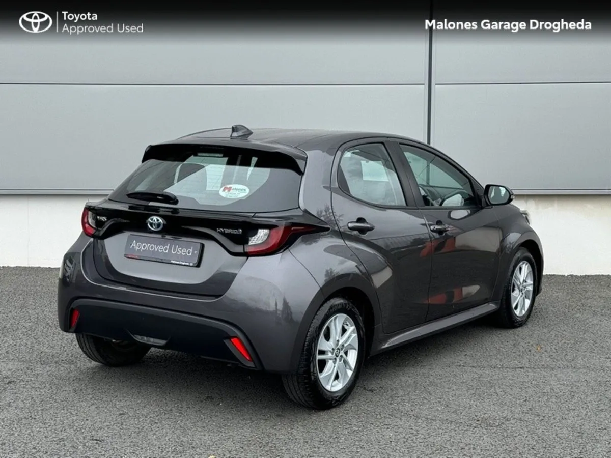 Toyota Yaris 1.0 LUNA 4DR - Image 2